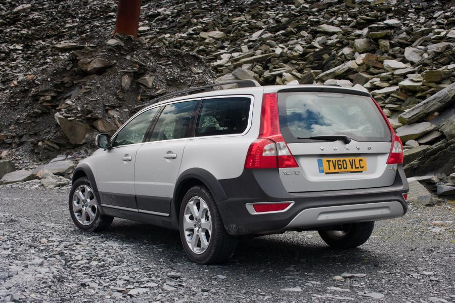  Volvo XC70 2010 года  (фото 12 из 58)